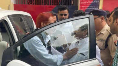 Photo of आजम खान जेल से रिहाई के बाद पहुंचे SP नेता अनूप गुप्ता के घर, निकाले जा रहे सियासी मायने