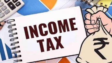 UP officials create panic, income tax raid continues from Lucknow to Delhi