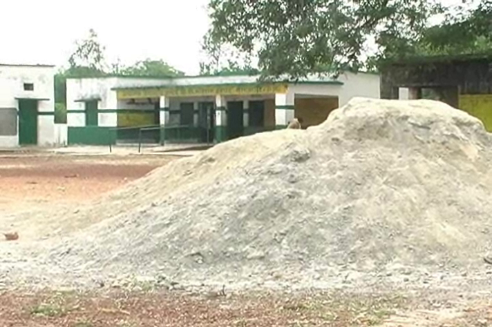 Government school occupied by gram pradhan