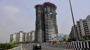 Photo of Noida Supertech twin towers: हाउसिंग भूखंड पर बने अवैध टॉवरों को एनओसी देने वाले भ्रष्ट मुख्य अग्निशमन अधिकारियों पर चला CM Yogi का हंटर