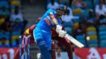 वेस्टइंडीज के खिलाफ पहले वनडे मैच के दौरान भारत के इशान किशन ने छक्का लगाया