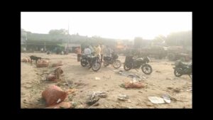 रामलीला ग्राउंड पर ''दबंगों का कब्जा'' प्रशासन ने टेंके घुटने 