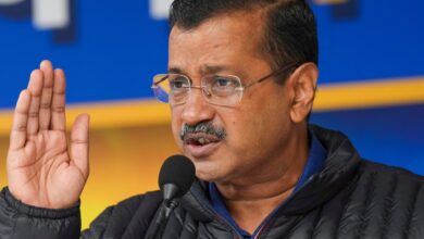Arvind Kejriwal पर बरस पड़े इमामों के मुखिया, कहा - "फायदा क्या हुआ, हाथ में तो कटोरा ही आया"