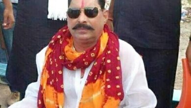 Anant Singh के बयान ने पुलिस और प्रशासन को एक बार फिर कठघरे में खड़ा कर दिया है। सोनू-मोनू पर लगाए गए गंभीर आरोप यह दिखाते हैं