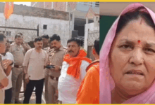 varanasi-bjp-parshad-ki-chachi-se-chain-snatching-yogi-sarkar-par-sawal