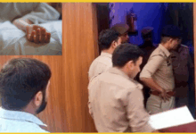 aligarh-oyo-hotel-teacher-student-dead-room-204-suicide-case