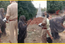 jaunpur-daroga-threat-elderly-woman-suspended-viral-video