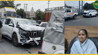up-education-minister-gulabdevi-convoy-accident-hapur-three-damaged