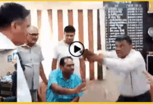 moradabad-dios-teacher-accountant-clash-video-viral